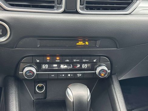 Used 2025 MAZDA CX-5 AWD 2.5 S w/ Preferred Package image 28