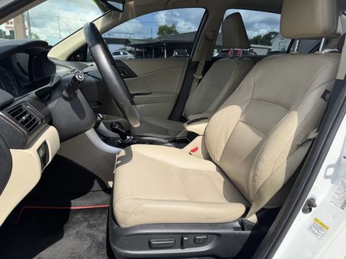 Used 2015 Honda Accord EX-L image 9