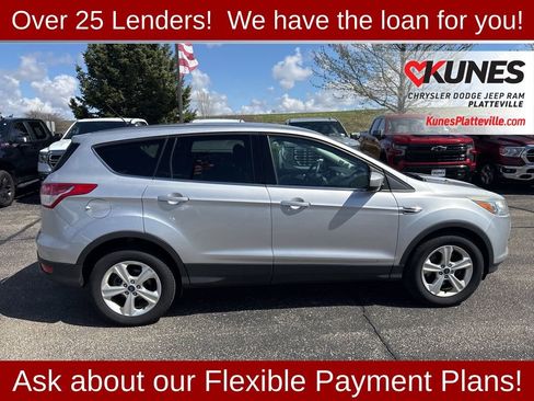 Used 2016 Ford Escape SE AWD/4WD image 2