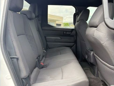 Used 2024 Toyota Tacoma SR image 9