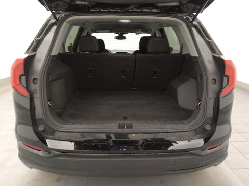 Used 2021 GMC Terrain SLE w/ Elevation Edition image 29