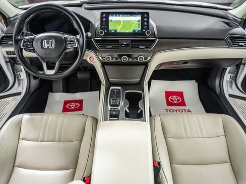 Used 2022 Honda Accord Touring image 21