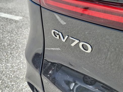 Used 2025 Genesis GV70 2.5T w/ Advanced Package AWD/4WD image 7
