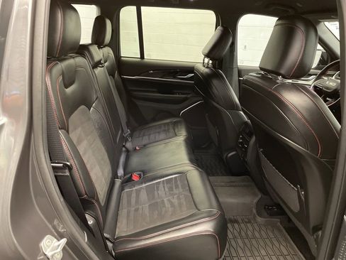 Certified 2022 Jeep Grand Cherokee Trailhawk image 30