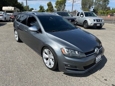 Used 2016 Volkswagen Golf SEL w/ Lighting Package (SEL) image 17