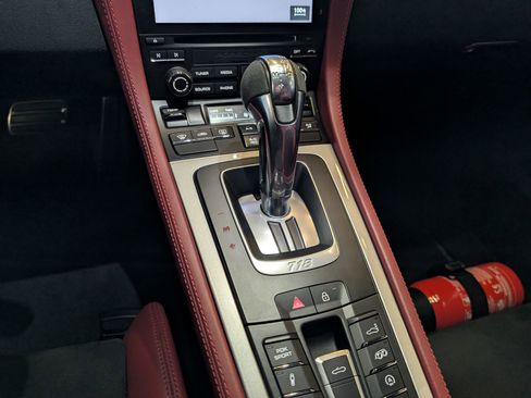 Certified 2023 Porsche 718 Boxster Spyder image 19