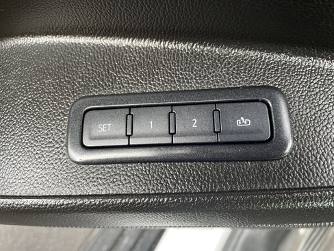 Used 2020 Chevrolet Tahoe Premier image 46