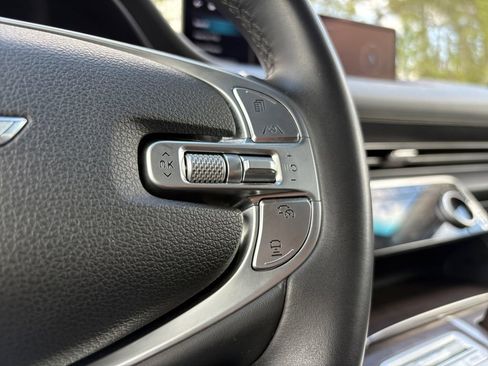 Used 2024 Genesis GV80 2.5T image 17