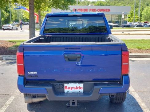 Used 2025 Toyota Tacoma TRD Sport w/ TRD Sport Upgrade Package AWD/4WD image 20