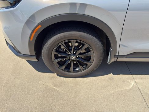 Used 2024 Honda CR-V Sport-L image 9