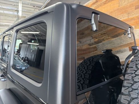 New 2026 Jeep Wrangler Unlimited Rubicon w/ Xtreme 35 Tire Package AWD/4WD image 25