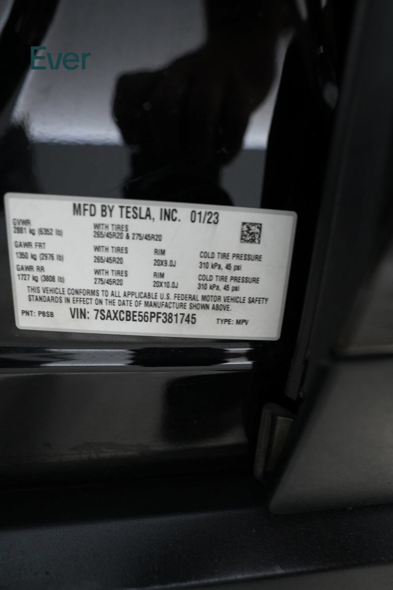 Used 2023 Tesla Model X AWD/4WD image 31