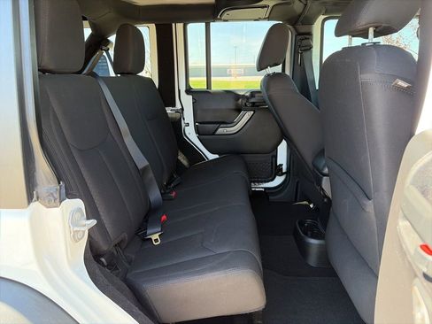 Used 2015 Jeep Wrangler Unlimited Sport w/ Quick Order Package 24S image 28