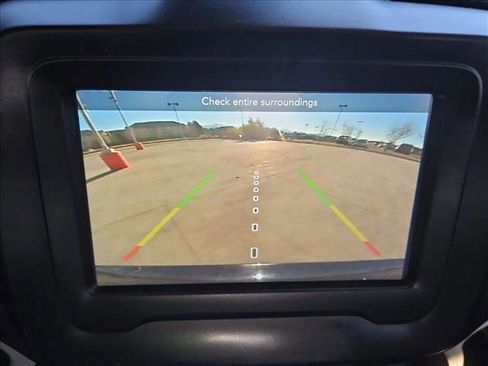 Used 2021 Jeep Renegade Latitude image 14