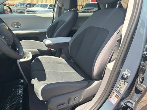 Used 2024 Hyundai Ioniq 5 SEL AWD/4WD image 19