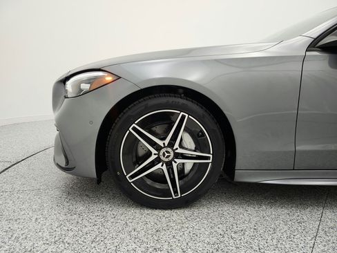 Used 2023 Mercedes-Benz C 300 Sedan image 17