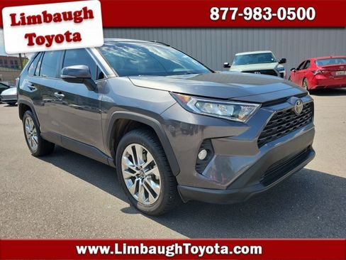 Used 2021 Toyota RAV4 XLE Premium FWD image 1