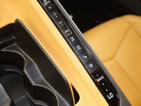 Used 2023 Chevrolet Corvette Stingray Preferred Cpe w/ 2LT image 47