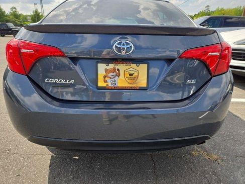 Used 2017 Toyota Corolla SE FWD image 8