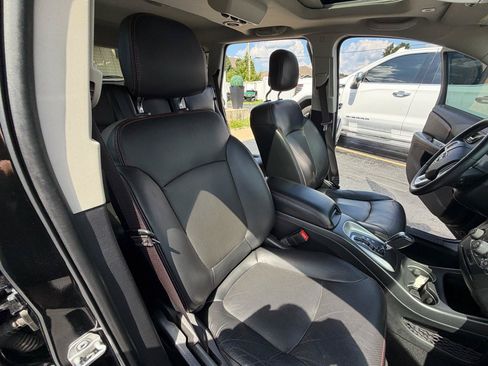 Used 2019 Dodge Journey GT w/ Nav & Sun Group AWD/4WD image 44
