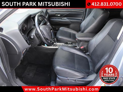 Used 2017 Mitsubishi Outlander SEL AWD/4WD image 12