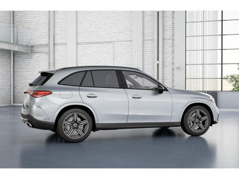 Certified 2026 Mercedes-Benz GLC 300 4MATIC image 34