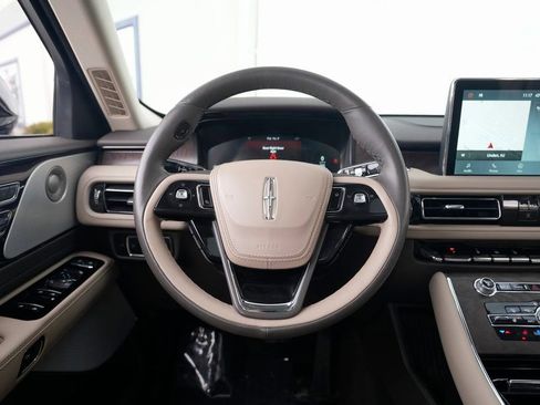 Used 2023 Lincoln Aviator Reserve w/ Equipment Group 201A image 49
