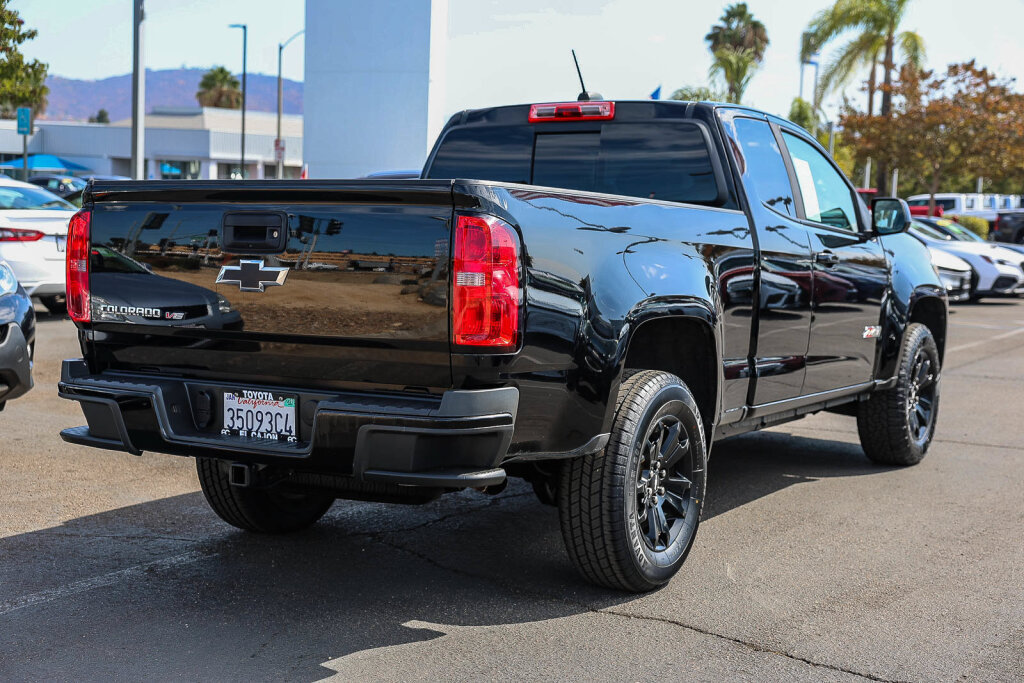 Used 2018 Chevrolet Colorado Z71 w/ Z71 Midnight Edition AWD/4WD image 21