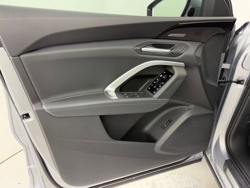 New 2025 Audi Q5 Premium Plus image 14