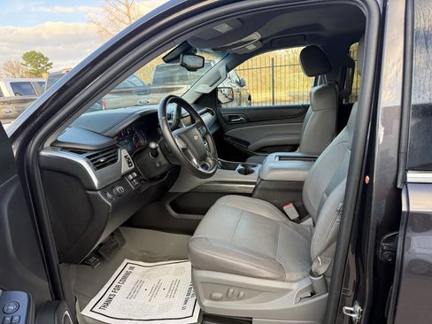 Used 2015 Chevrolet Tahoe LT w/ Luxury Package RWD image 7