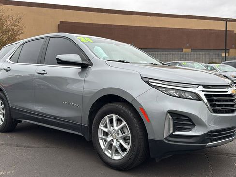 Used 2024 Chevrolet Equinox LT image 1