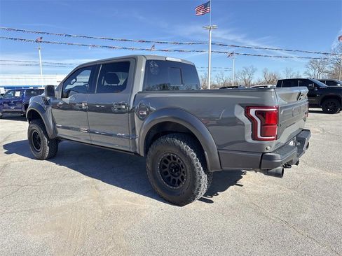 Used 2018 Ford F150 Raptor w/ Equipment Group 802A Luxury image 3