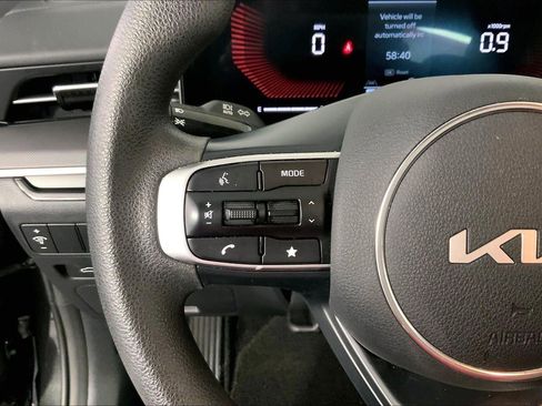 Certified 2025 Kia K5 LXS FWD image 18