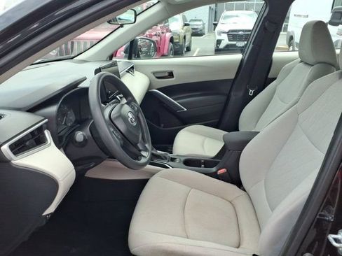 Used 2025 Toyota Corolla Cross L FWD image 26