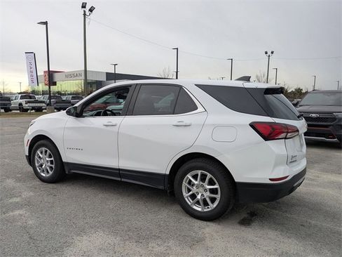 Used 2022 Chevrolet Equinox LT image 5