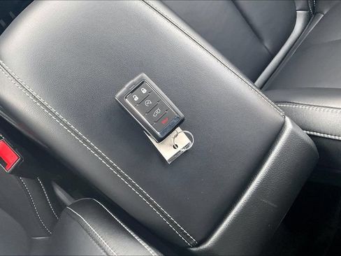 Used 2024 Jeep Grand Cherokee Limited RWD image 8