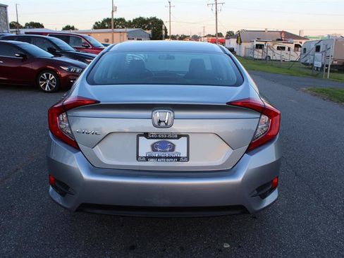 Used 2016 Honda Civic EX image 6