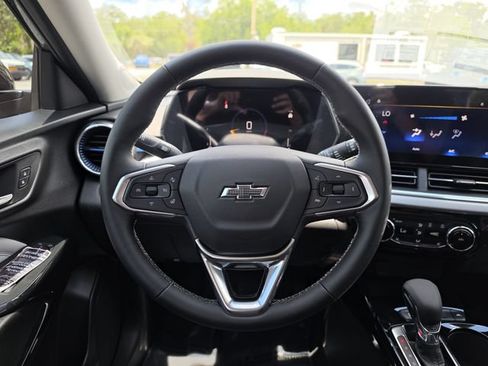 New 2026 Chevrolet Trax LT w/ Driver Confidence Package FWD image 15