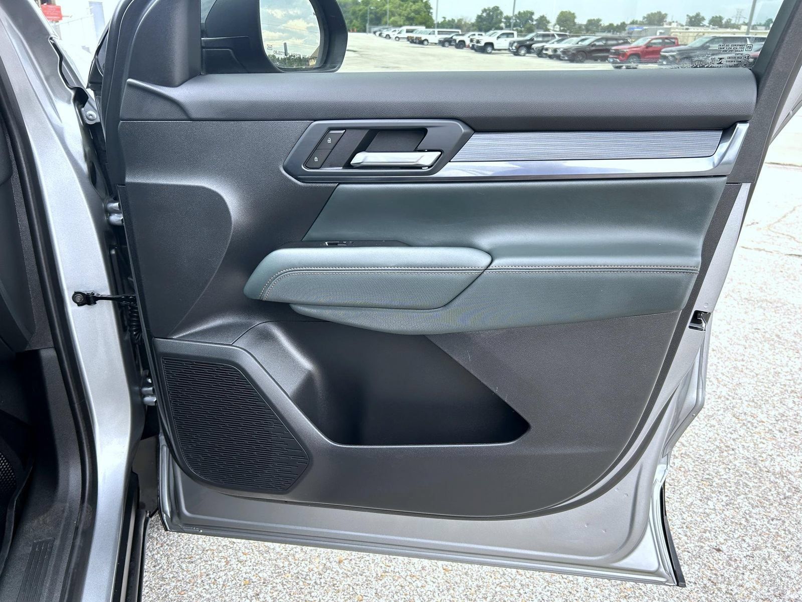 Certified 2026 GMC Terrain AT4 w/ Convenience Package III AWD/4WD image 16