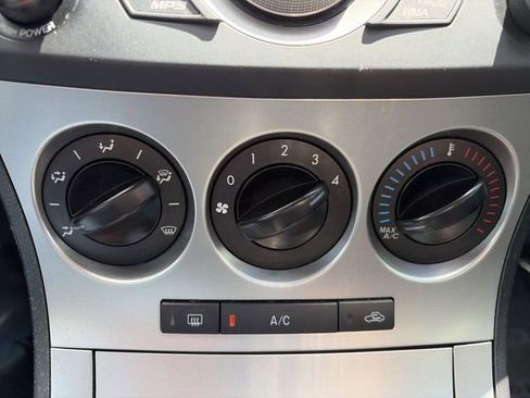 Used 2011 MAZDA MAZDA3 s Sport FWD image 19