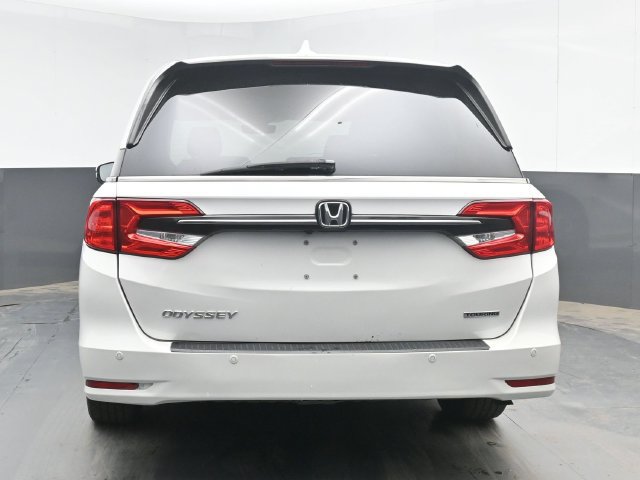 Used 2023 Honda Odyssey Touring image 9