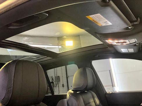 Used 2024 Mercedes-Benz GLE 450e 4MATIC image 14