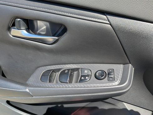 Used 2020 Nissan Sentra SV FWD image 21
