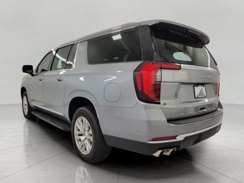 Used 2025 GMC Yukon XL Denali AWD/4WD image 20