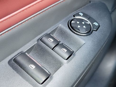 Used 2024 Ford Mustang GT Premium image 27