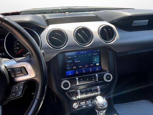 Used 2022 Ford Mustang Premium image 6