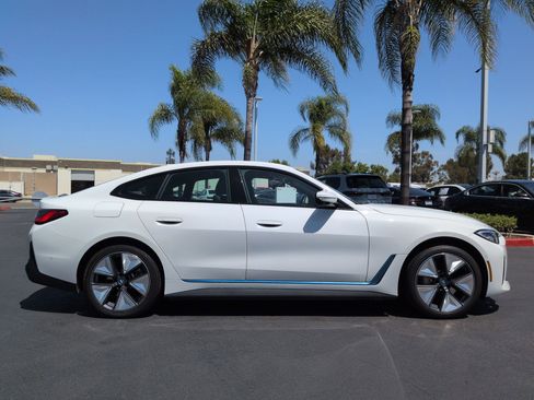 Used 2023 BMW i4 eDrive35 RWD image 11