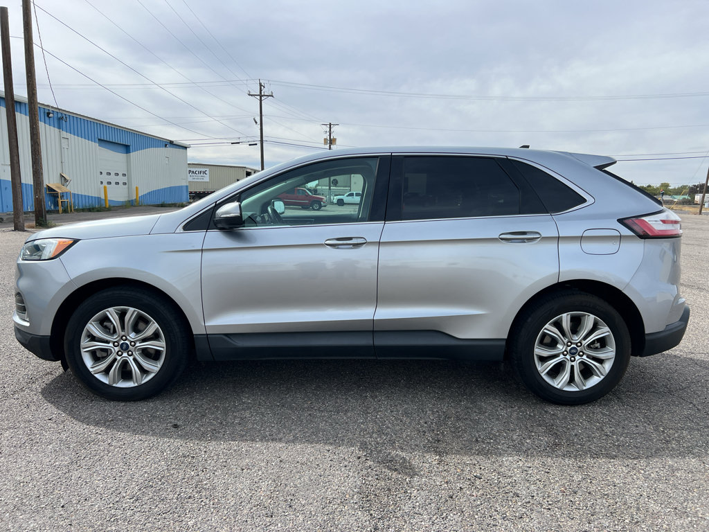 Used 2022 Ford Edge Titanium w/ Equipment Group 301A AWD/4WD image 13