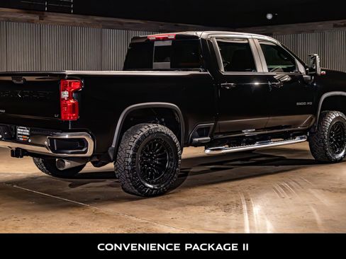 Used 2025 Chevrolet Silverado 2500 LT AWD/4WD image 10