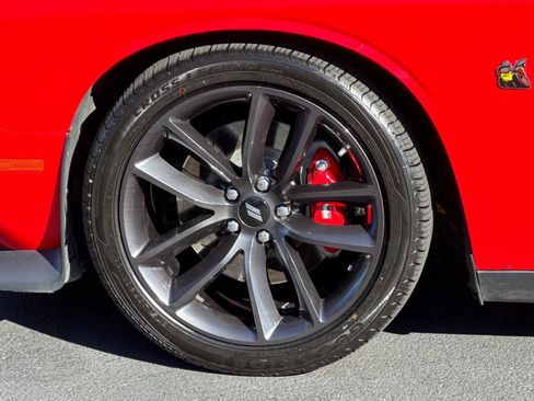 Used 2019 Dodge Challenger R/T Scat Pack w/ Shaker Package image 31